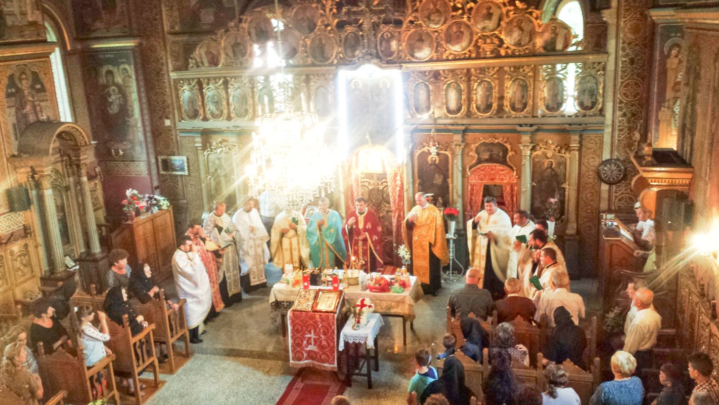 Educația tinerilor, dezbătută de preoții bănățeni 52580