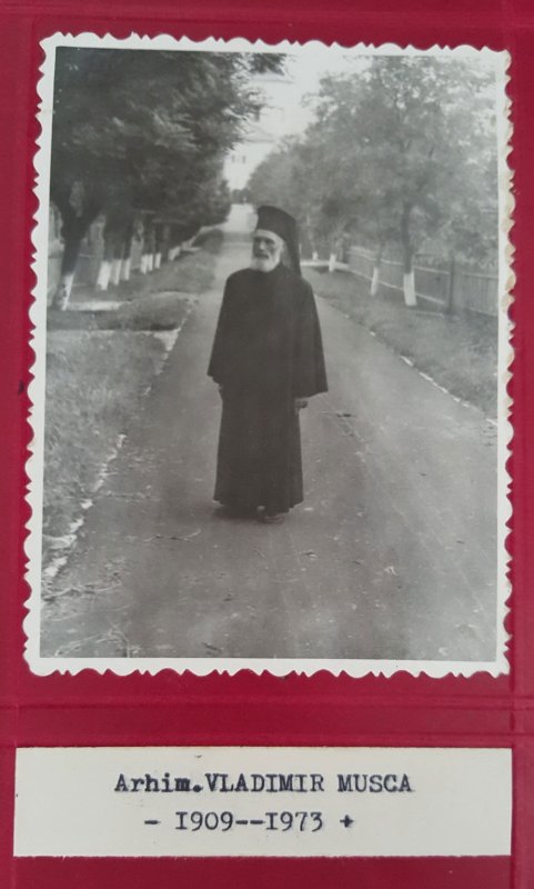 Monahi tipografi de altădată - arhimandritul Vladimir Muscă 52611