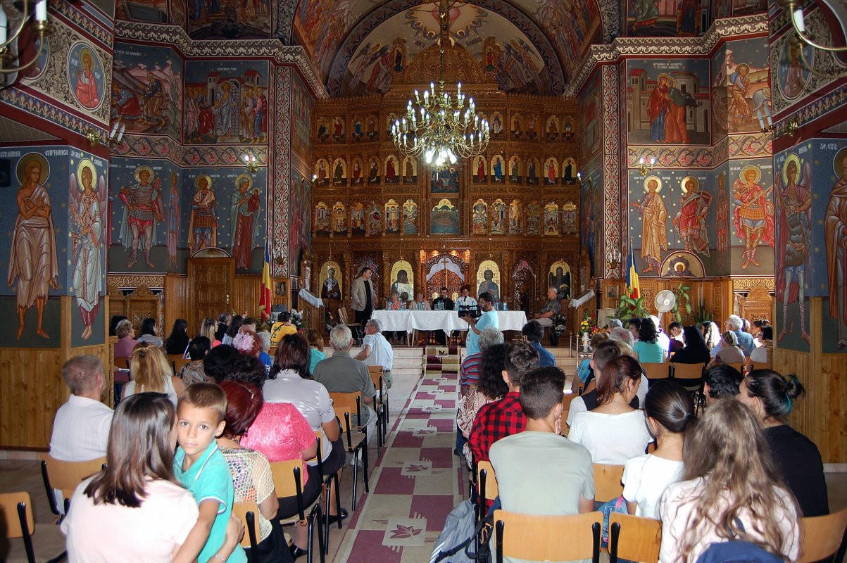 Festivalul-concurs „Lumină lină”, la Parohia Timișoara-Dacia 52497