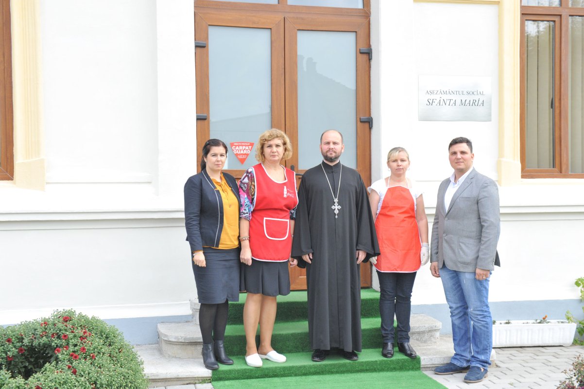 Un an de milostenie și bucurie la Așezământul social „Sfânta Maria” 52344