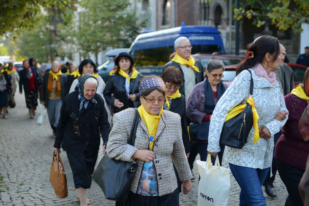 Peste 1.000 de pelerini din Prahova la Catedrala Patriarhală 52169