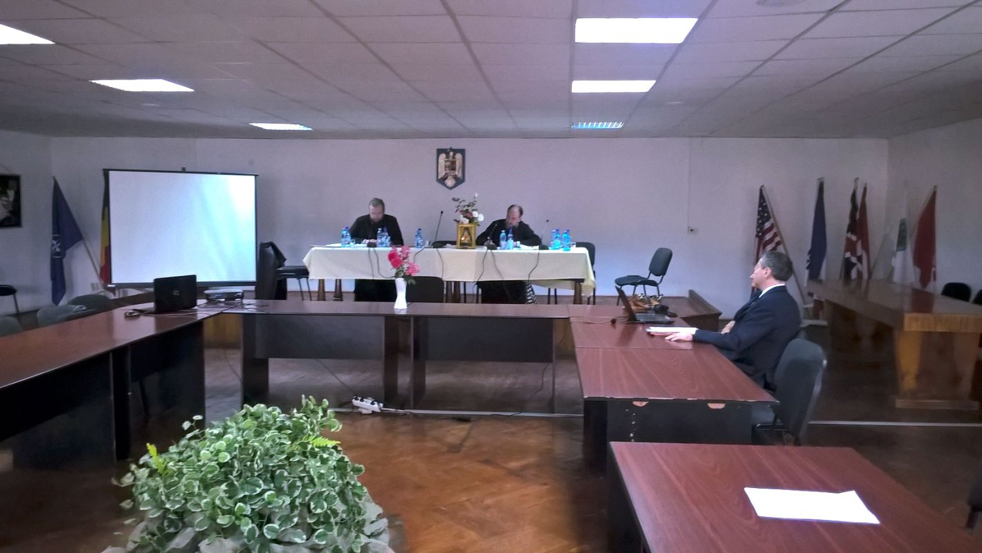 Simpozion Naţional de Teologie la Cărbuneşti 52193