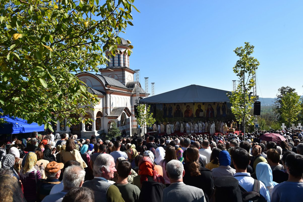 A fost târnosită biserica unei noi mănăstiri a Sfântului Antim 52092