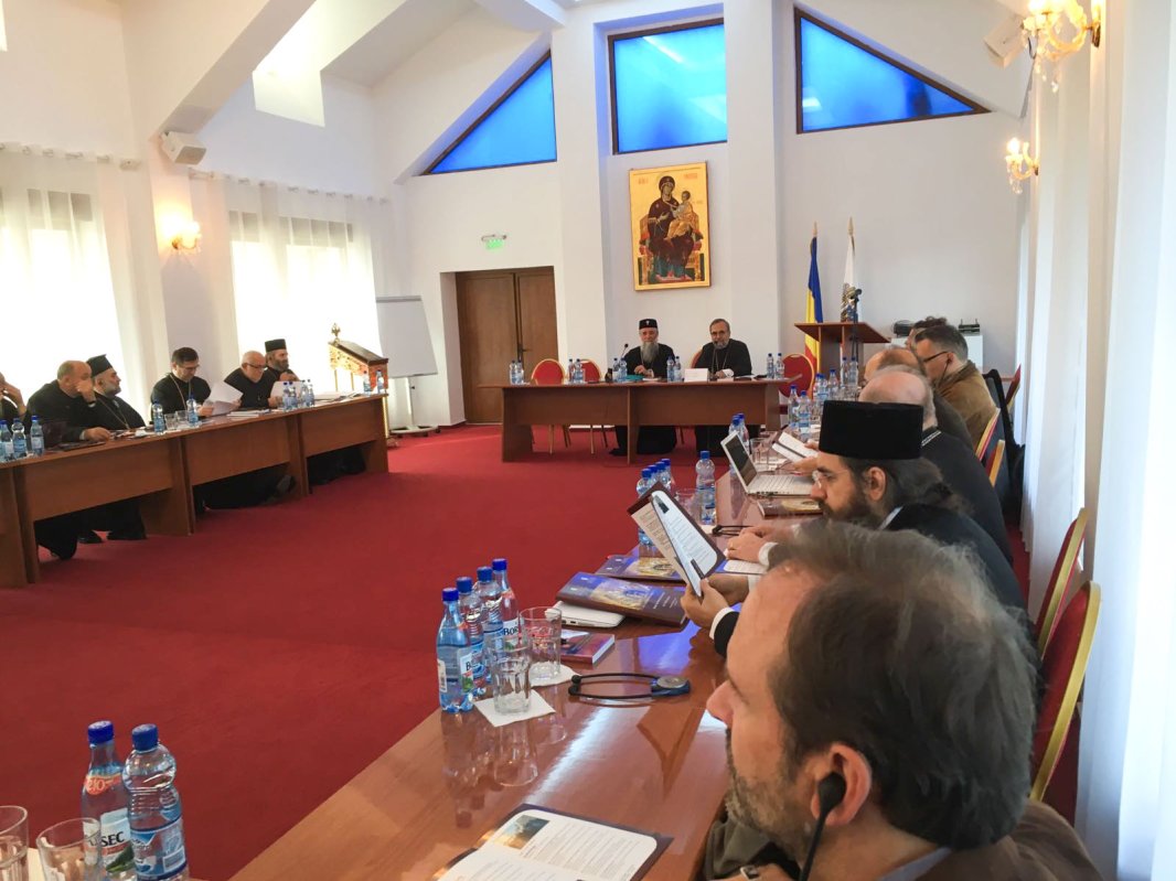 Simpozion de teologie la Mănăstirea Caraiman 52123