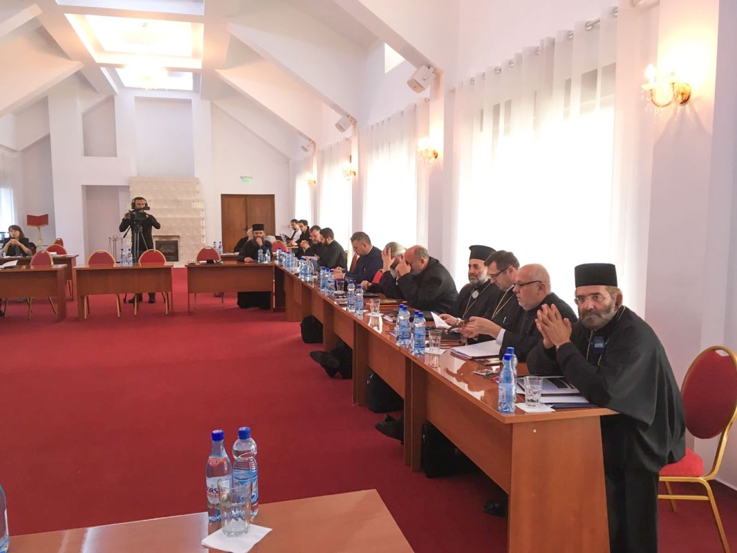 Simpozion de teologie la Mănăstirea Caraiman 52125