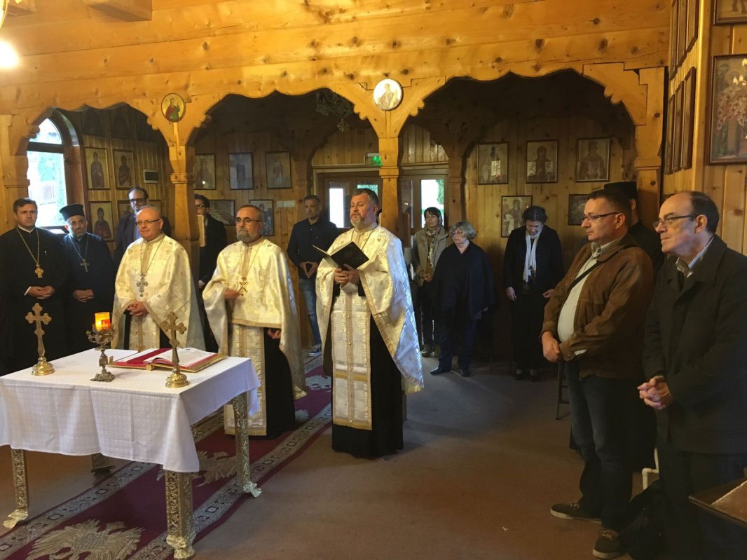 Simpozion de teologie la Mănăstirea Caraiman 52126