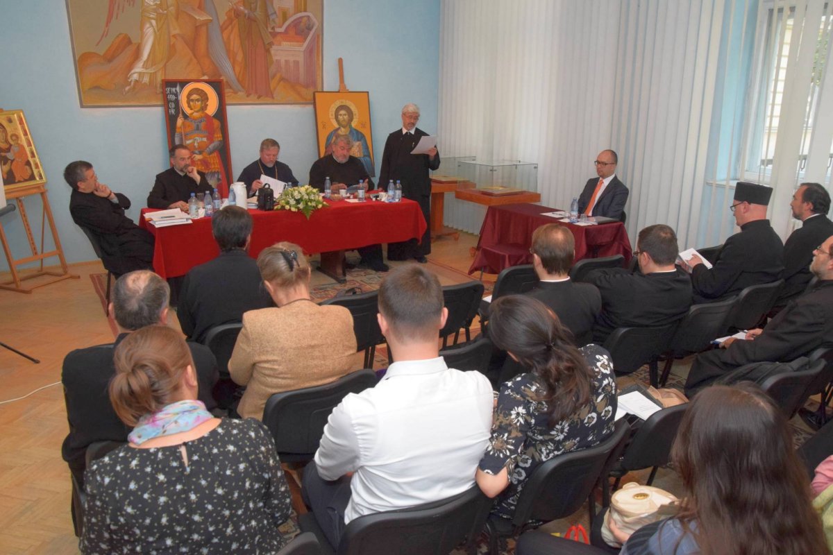 Trei teze de doctorat în domeniul Teologiei Biblice, susţinute public la Iaşi 52053