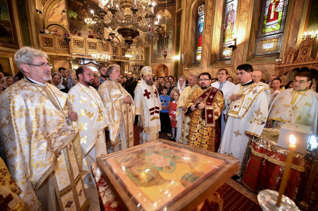 Sfinții Ciprian și Iustina, pilde de credință 51879