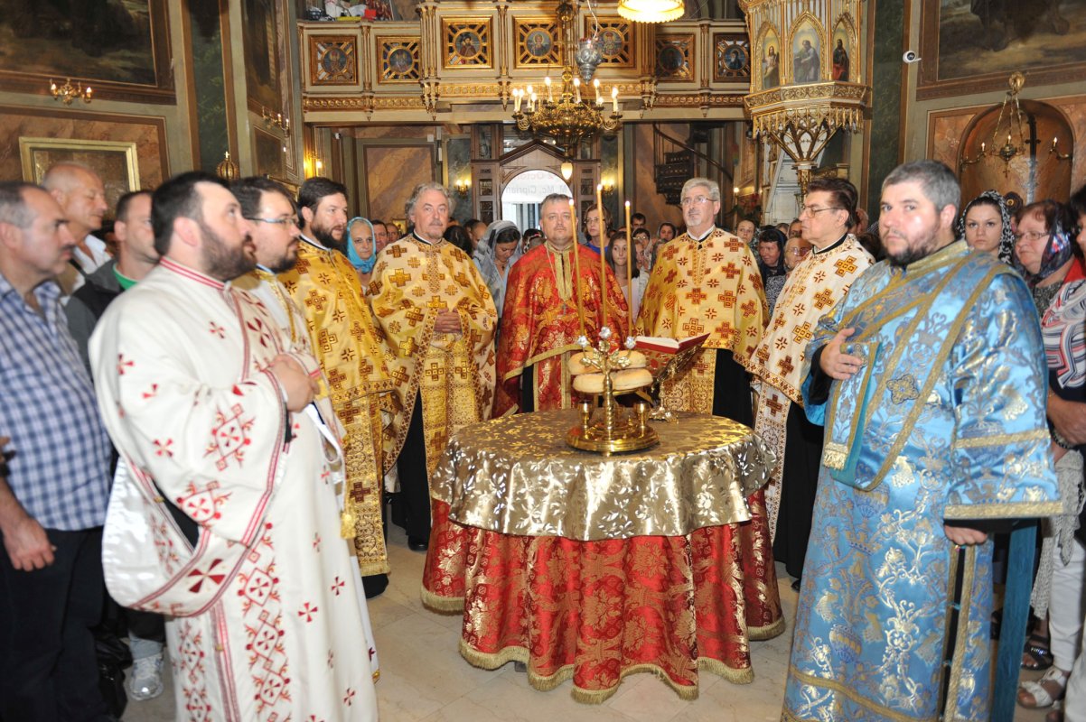 Sfinții Ciprian și Iustina, pilde de credință 51882