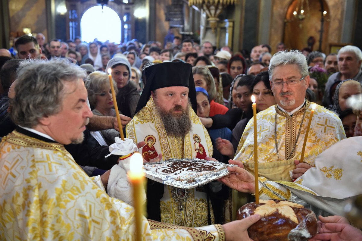 Sfinții Ciprian și Iustina, pilde de credință 51886