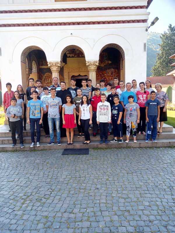 Tinerii din Temerești, în pelerinaj 51846