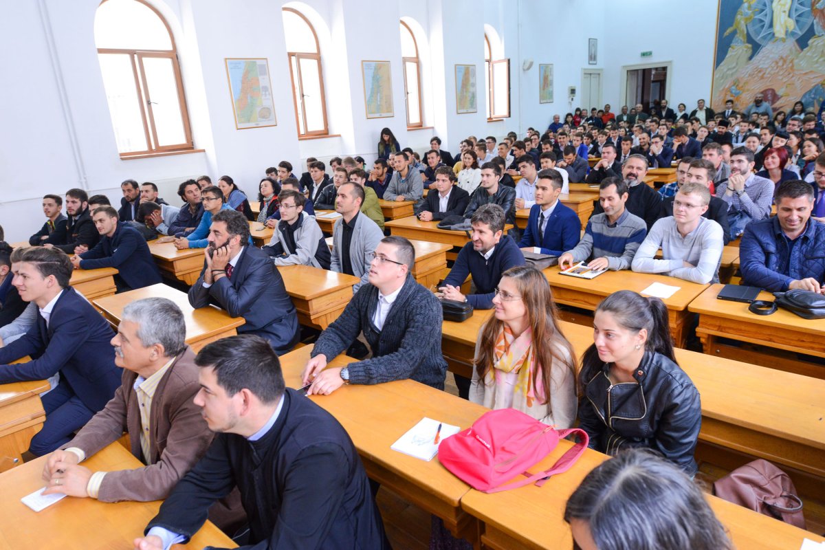 Studenții teologi au început anul universitar 51788