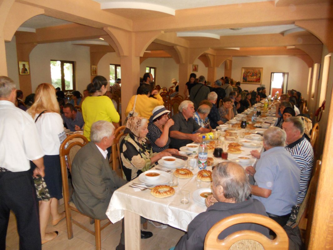 Filantropie și înnoire spirituală pe Valea Oituzului 51724