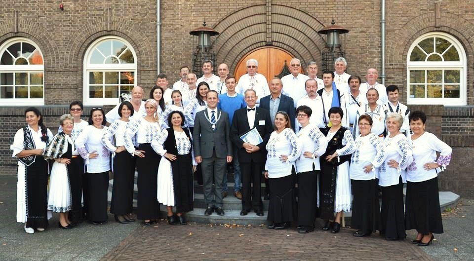 Corul „Arhanghelii” din Orăștie, în Olanda 51556