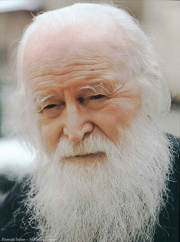 Despre chipul Mântuitorului în iconografie, la părintele Sofian Boghiu 51615