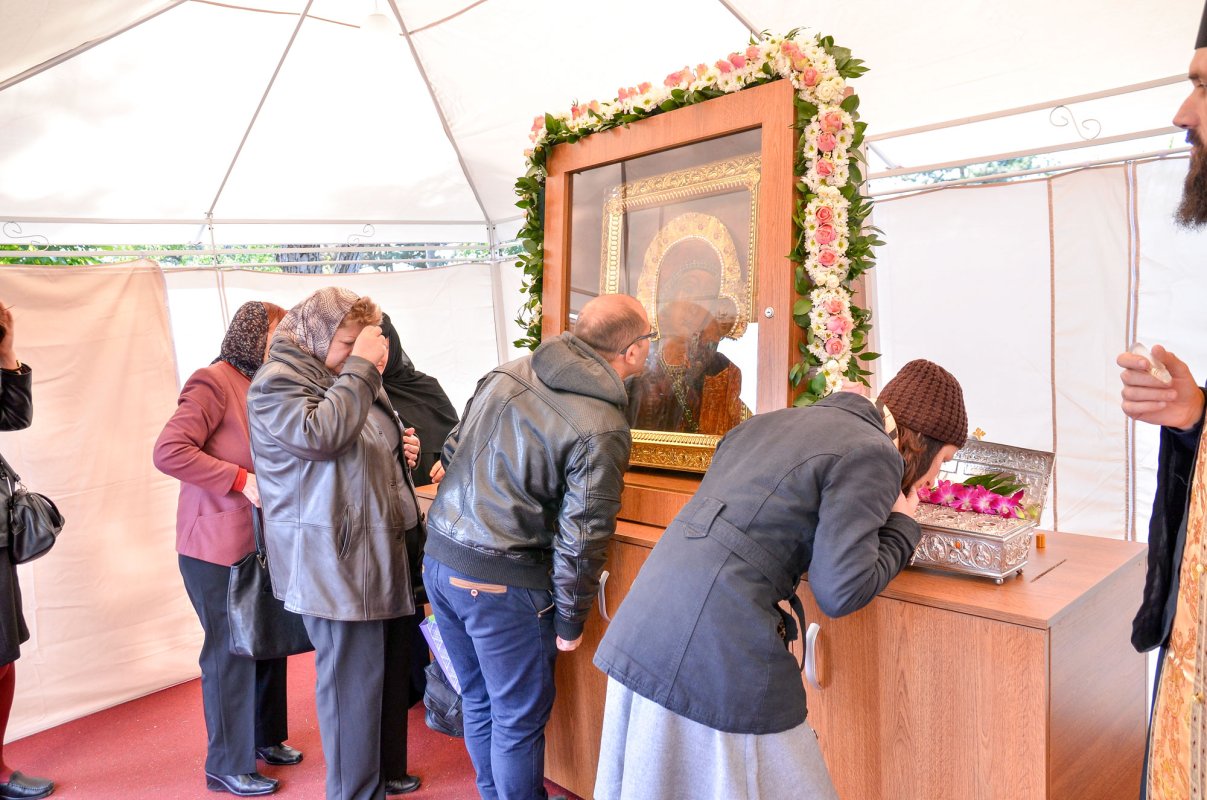 A fost sfințit Altarul de vară al Mănăstirii Plumbuita 51423