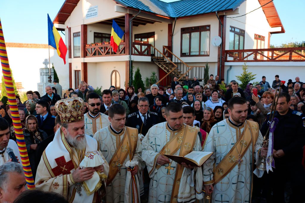 A fost sfinţită ctitoria Voievodului Matei Basarab din Negoieşti 51380