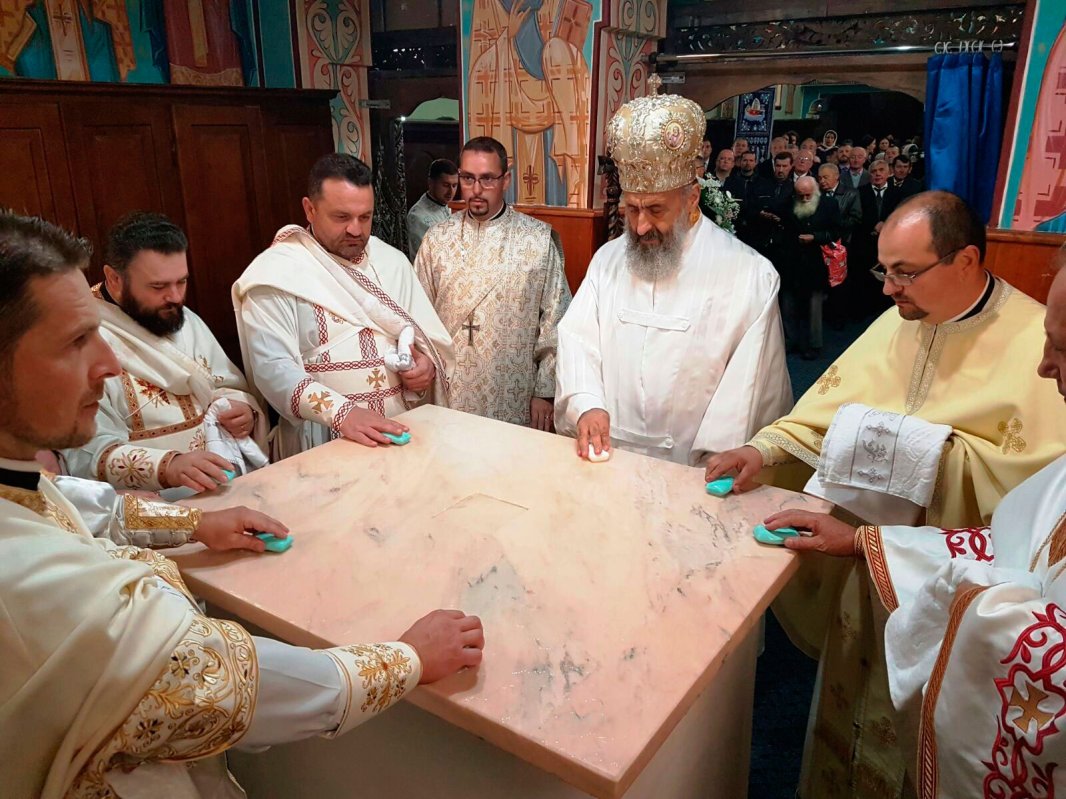 Sfinţiri şi binecuvântări arhiereşti în Duminica a 20-a după Rusalii 51394