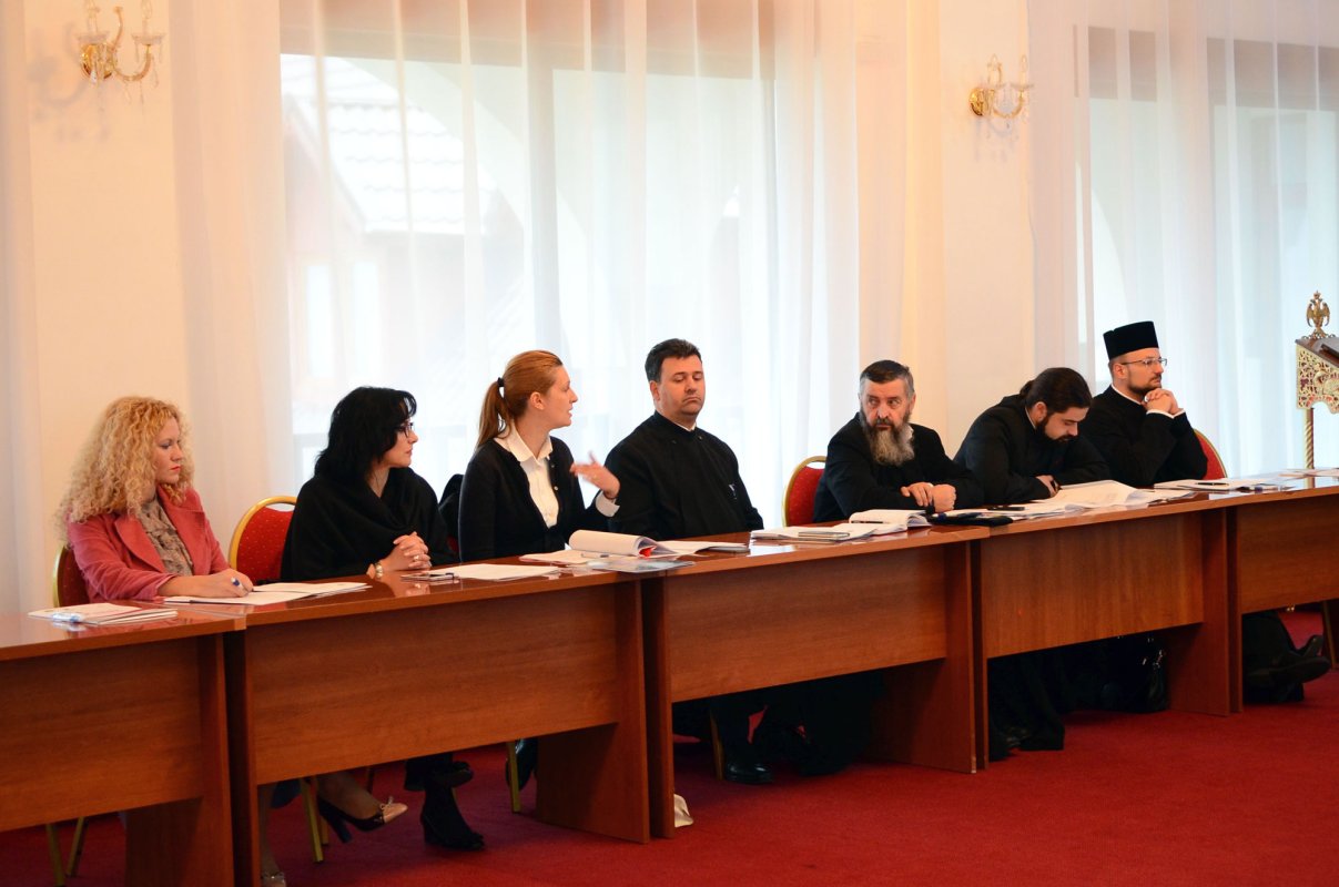 Noi iniţiative pentru dezvoltarea lucrării sociale 51283