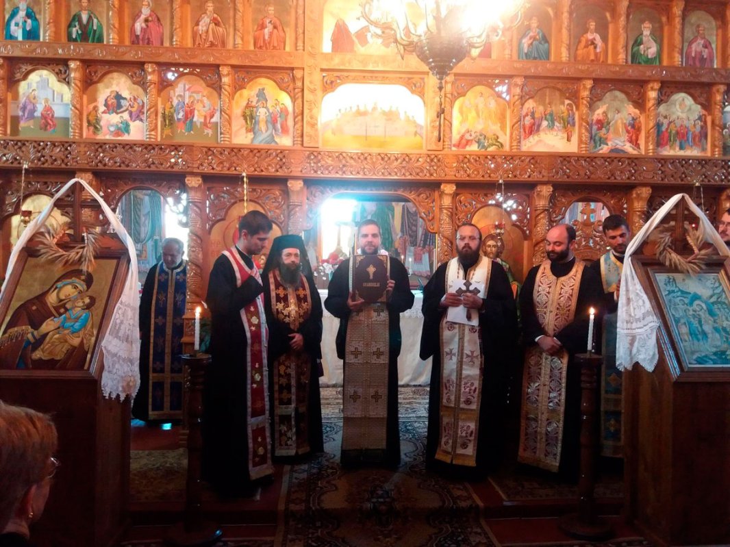 Noi preoţi în protopopiatele Dej şi Huedin 51340