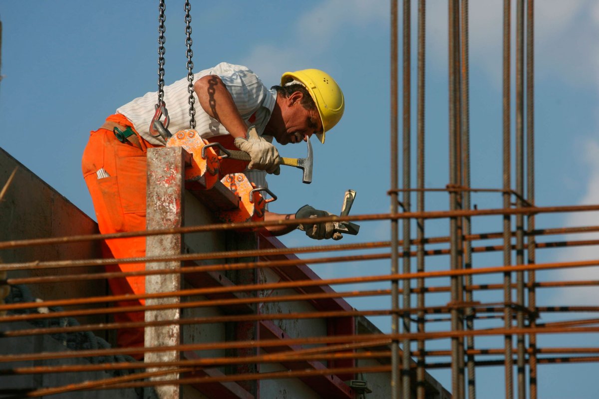 Piaţa construcţiilor și efectele înăspririi condiţiilor de creditare 51311