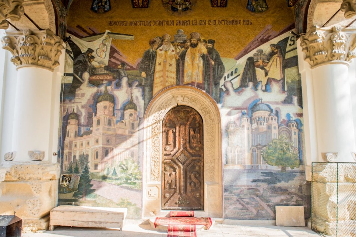 Două decenii de la venirea moaştelor Sfântului Apostol Andrei la Iaşi 51226