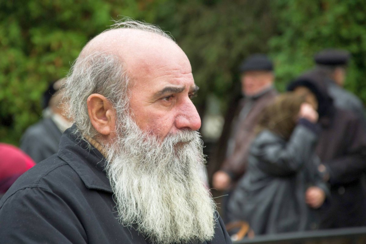 „Dragi pelerini, dumneavoastră creaţi frumuseţea sărbătorii hramului Sfintei Parascheva!“ 51041