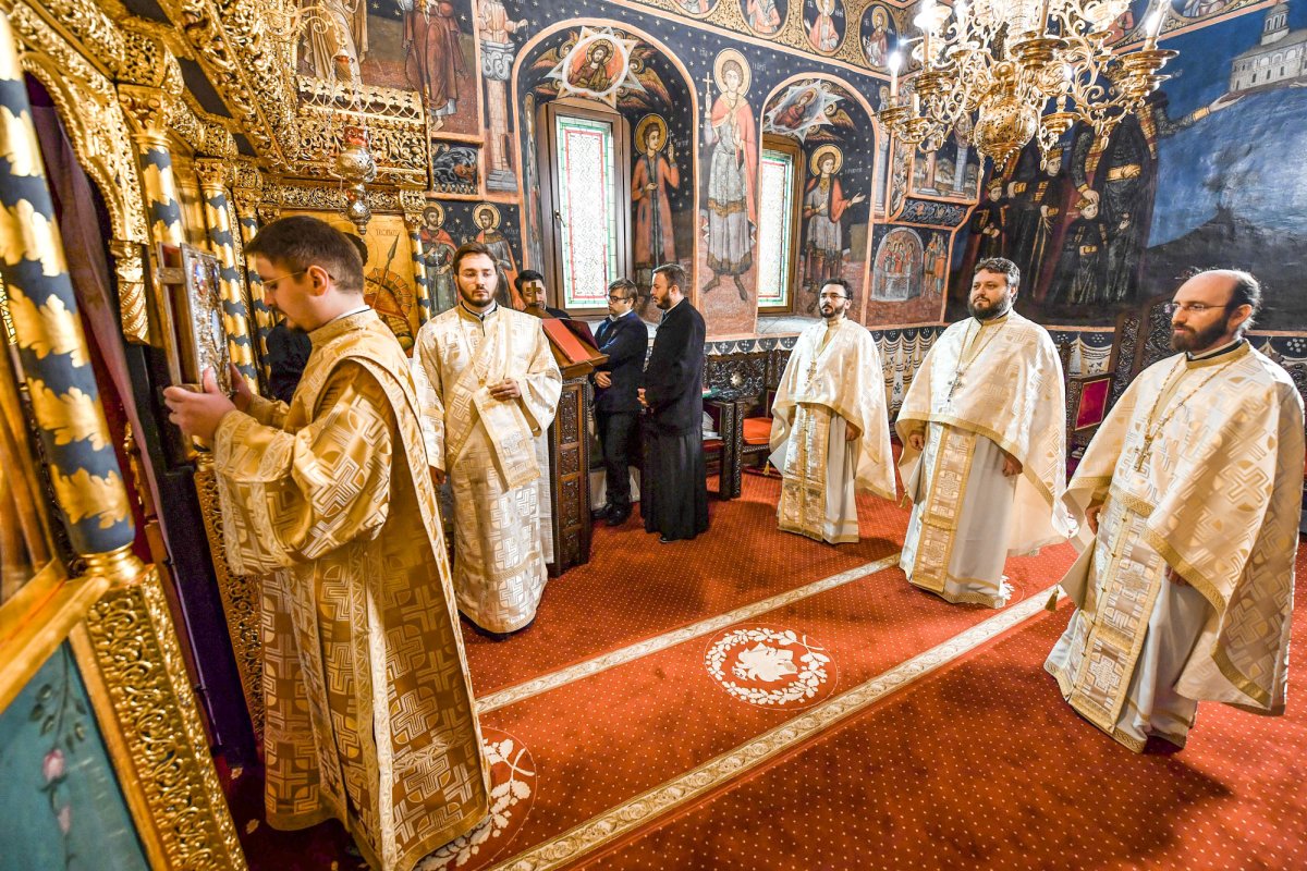 Sfânta Parascheva, sărbătorită la Reşedinţa Patriarhală 51065