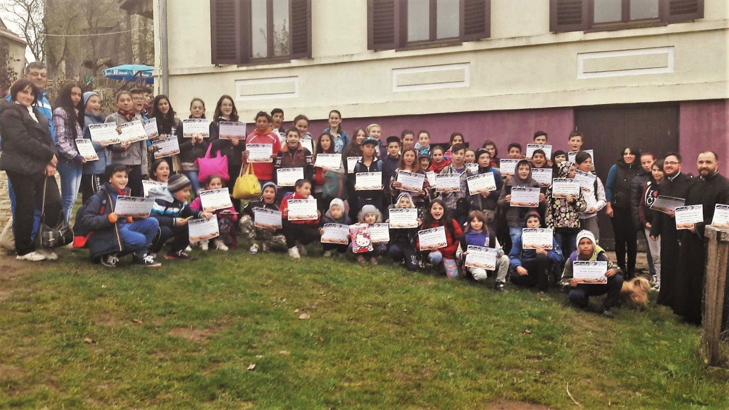 Tabără de creație artistică pentru copii la Seliştat, Braşov 51114