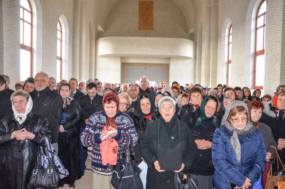 Sfânta Parascheva, cinstită la Dobrești 50979