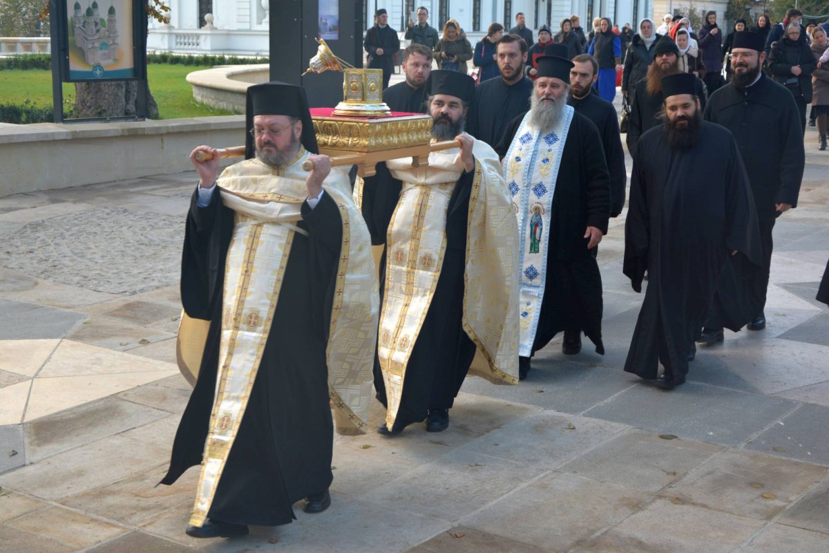 Moaştele Sfântului Neofit, spre închinare doar în Cipru şi la Biserica „Sfântul Maxim Mărturisitorul“ din Iaşi 50898