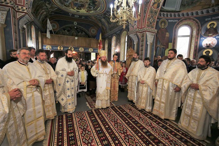Târnosiri și binecuvântări arhierești în Transilvania 50902