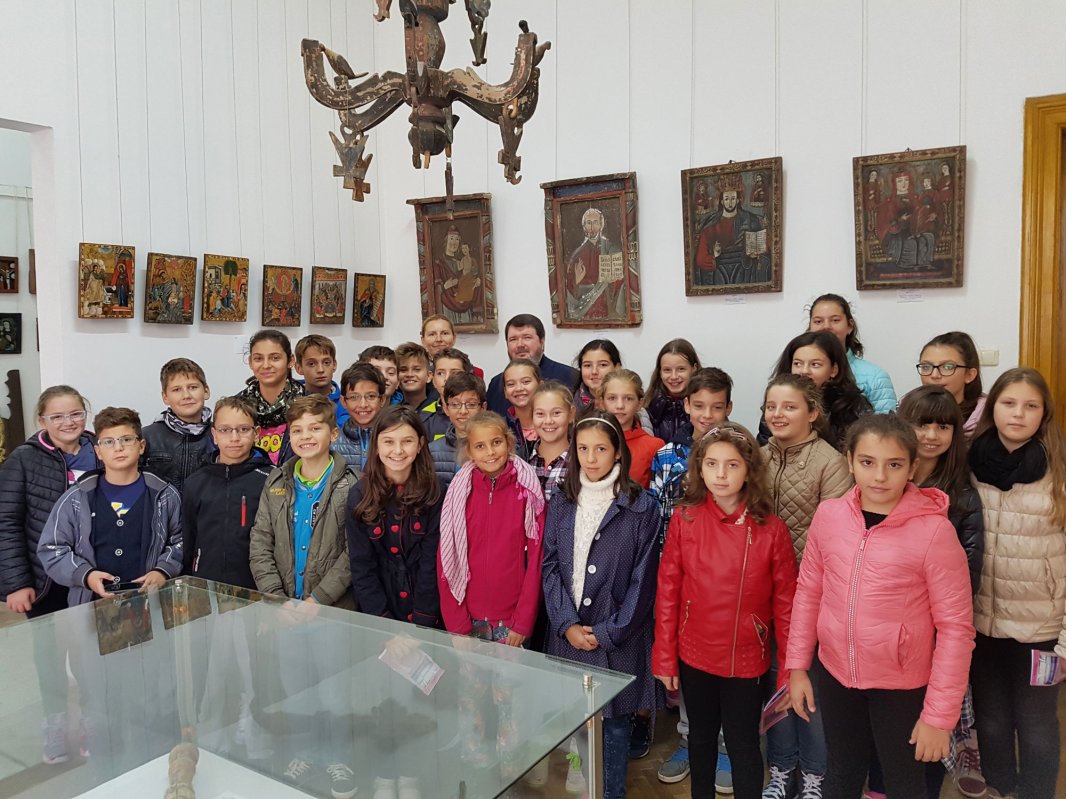 Vizită la Muzeul Episcopiei Oradiei 50897
