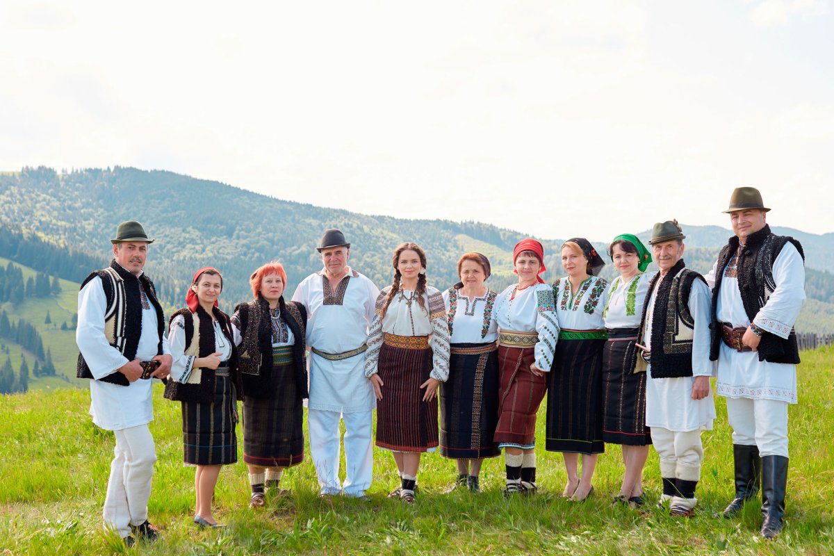 „Folclorul este amintirea vie a străbunilor pe care nu i-am cunoscut” 50814