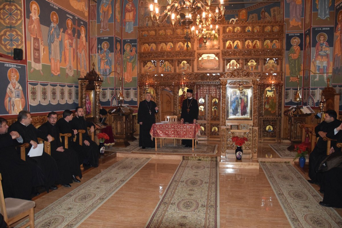 Întâlnire de toamnă a preoților din Protopopiatul Sebiș 50789