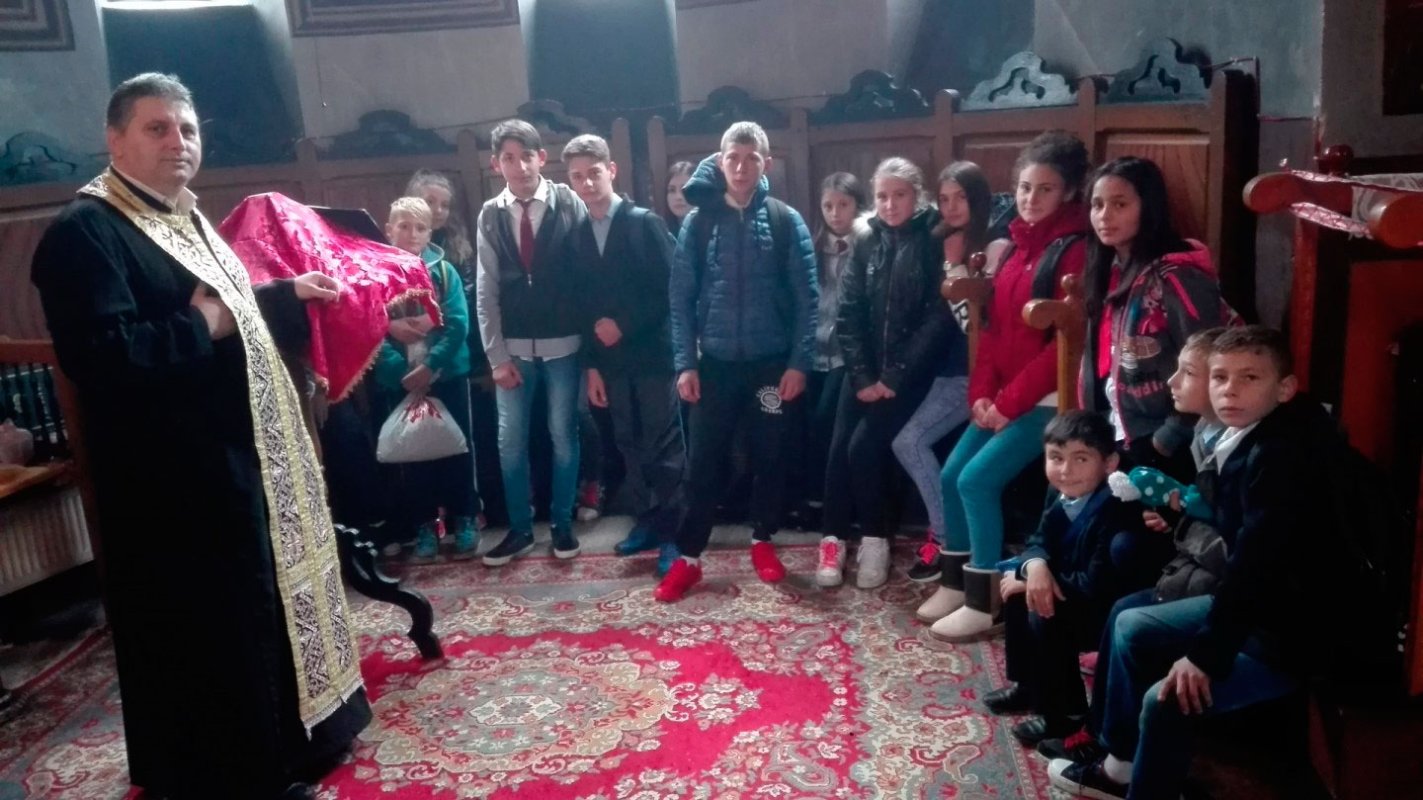 Activităţi pastoral-misionare în Arhiepiscopia Râmnicului 50717