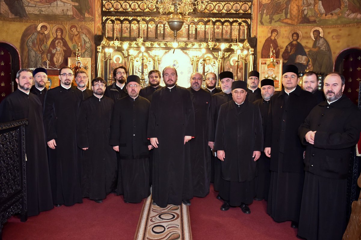 Biserica, liantul dintre familie şi şcoală 50743