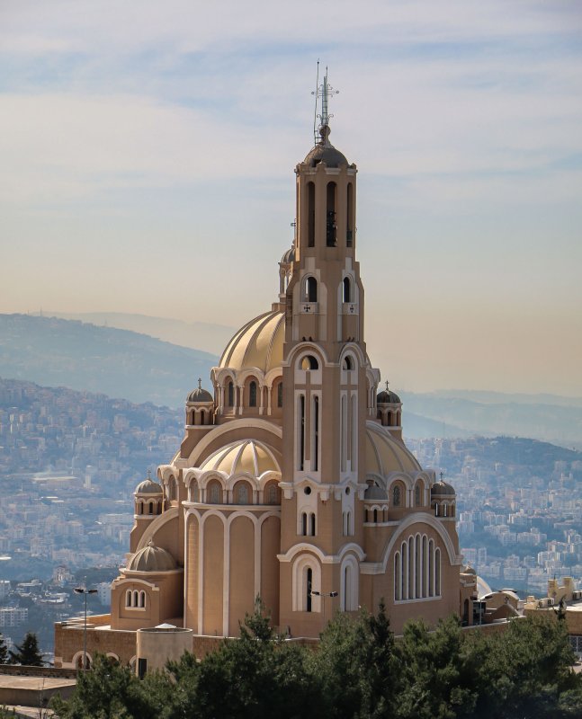 „Doamna Libanului”, o cinstire a Maicii Domnului  50734