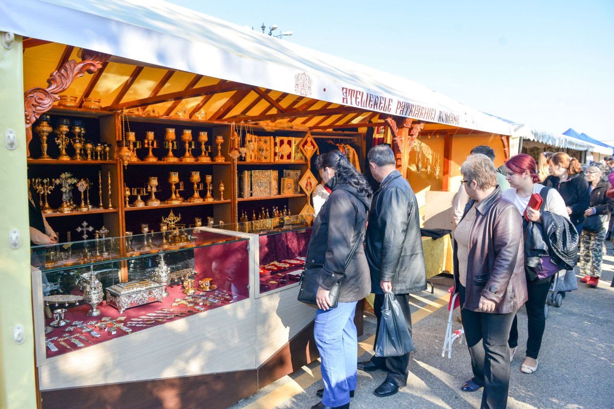 Pregătirea Serviciului colportaj pentru hramul Catedralei Patriarhale 50741