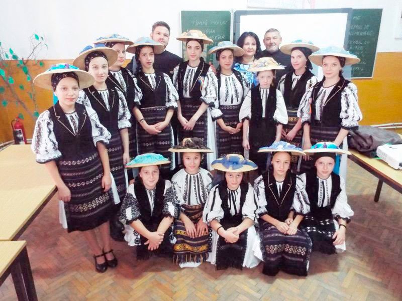 Evenimente de evocare a personalității Sfântului Ierarh Martir Antim Ivireanul organizate pentru tineri în Protopopiatul Blaj 50648