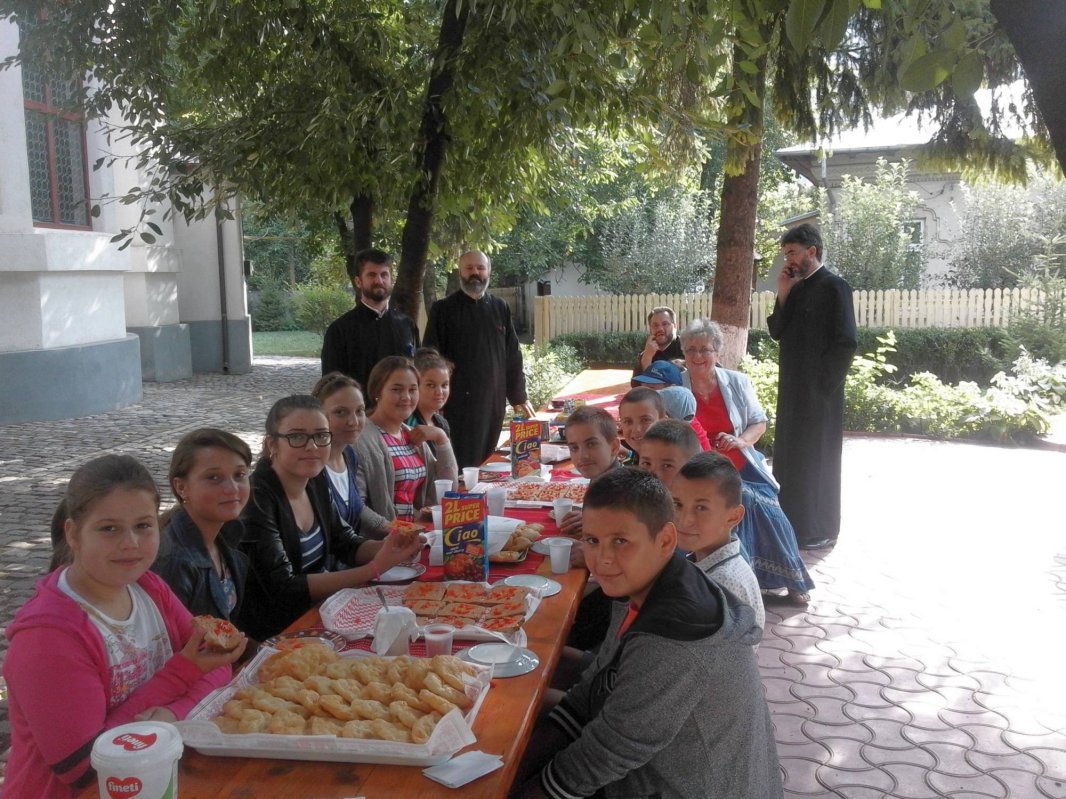 Liturghia și filantropia în concretul vieții sociale 50610