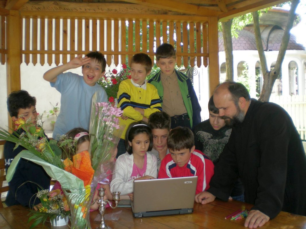 Liturghia și filantropia în concretul vieții sociale 50613