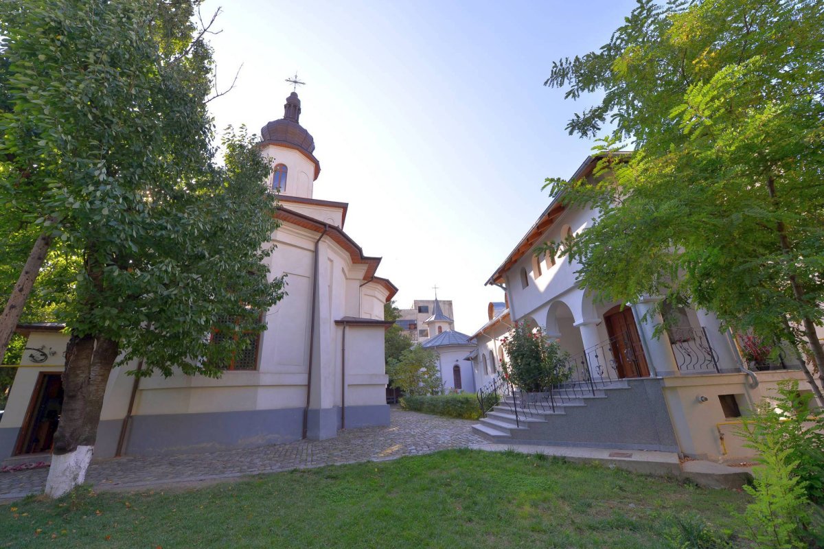 Liturghia și filantropia în concretul vieții sociale 50616