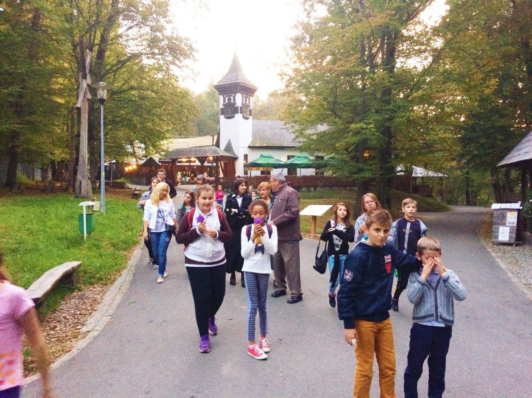 Activități cu tinerii de la Biserica „Sfânta Treime” din Cisnădie 50440