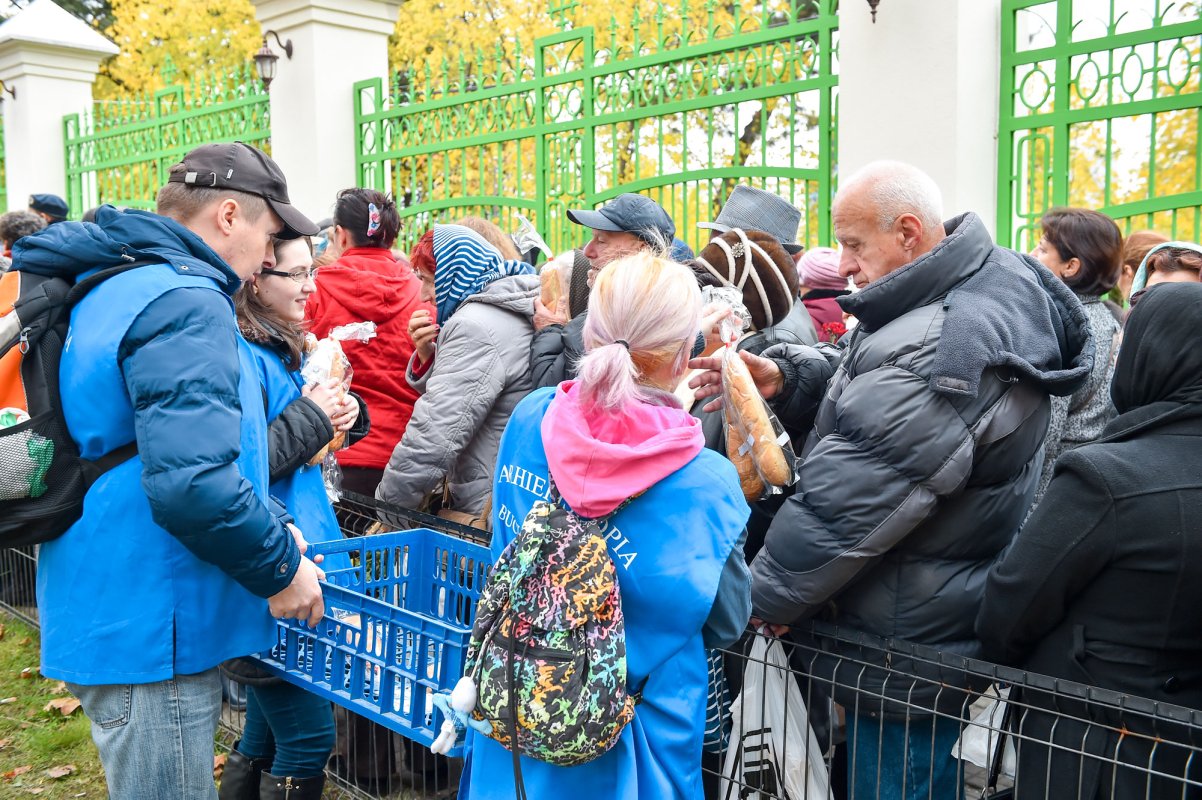 Protoieriile sectoarelor 1 şi 2 Capitală, alături de pelerini 50409