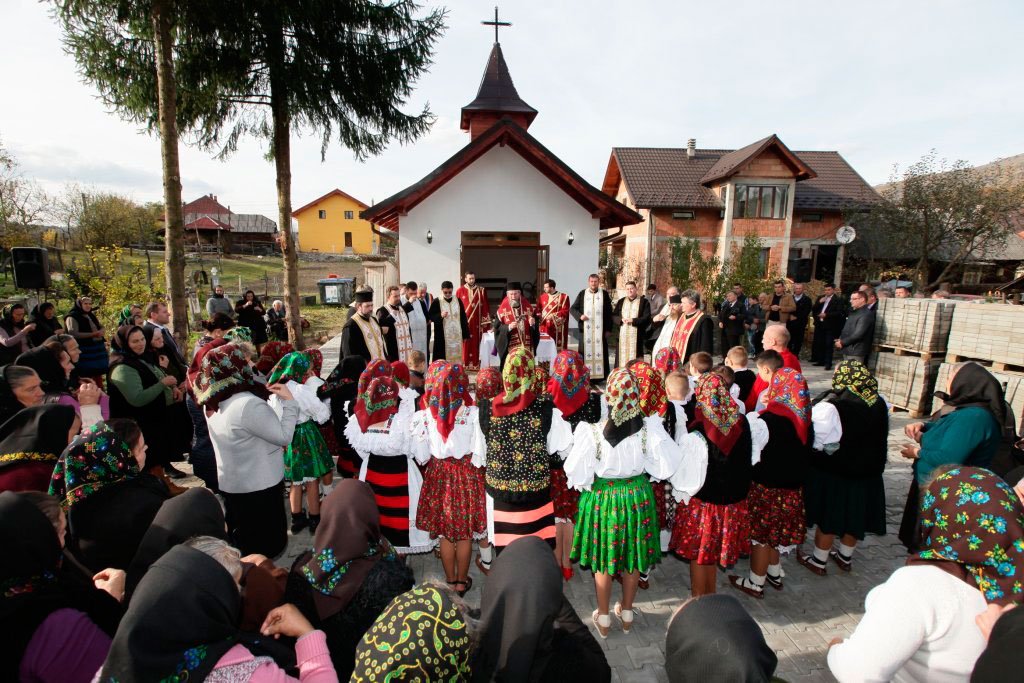 Simpozion despre ştiinţă şi religie, la Petrova, Maramureș 50429