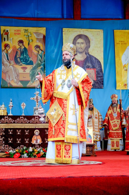 Mucenicul Dimitrie a unit în rugăciune români și greci 50332