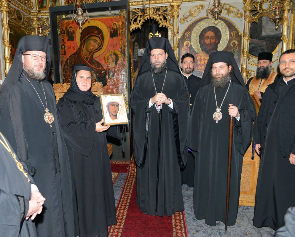 Pelerinaj la mănăstiri românești 50337