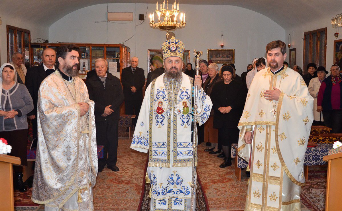 Sărbătoarea Sfântului Mare Mucenic Dimitrie, Izvorâtorul de Mir 50265