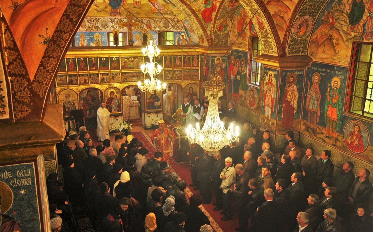 Sărbătoarea Sfântului Mare Mucenic Dimitrie, Izvorâtorul de Mir 50266